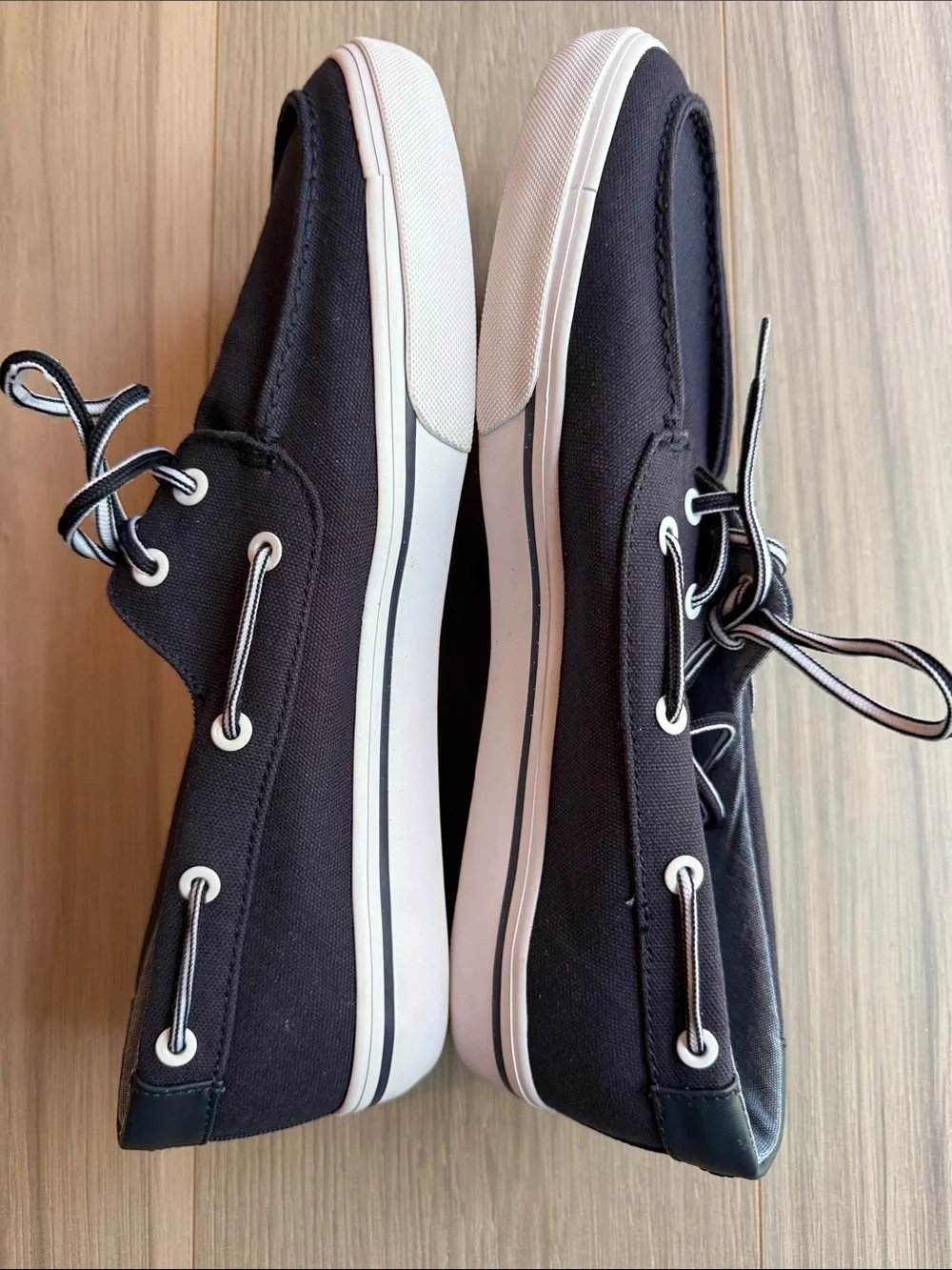 Tommy Hilfiger Men’s Dark Navy Pharis Canvas Boat Shoes Size 12